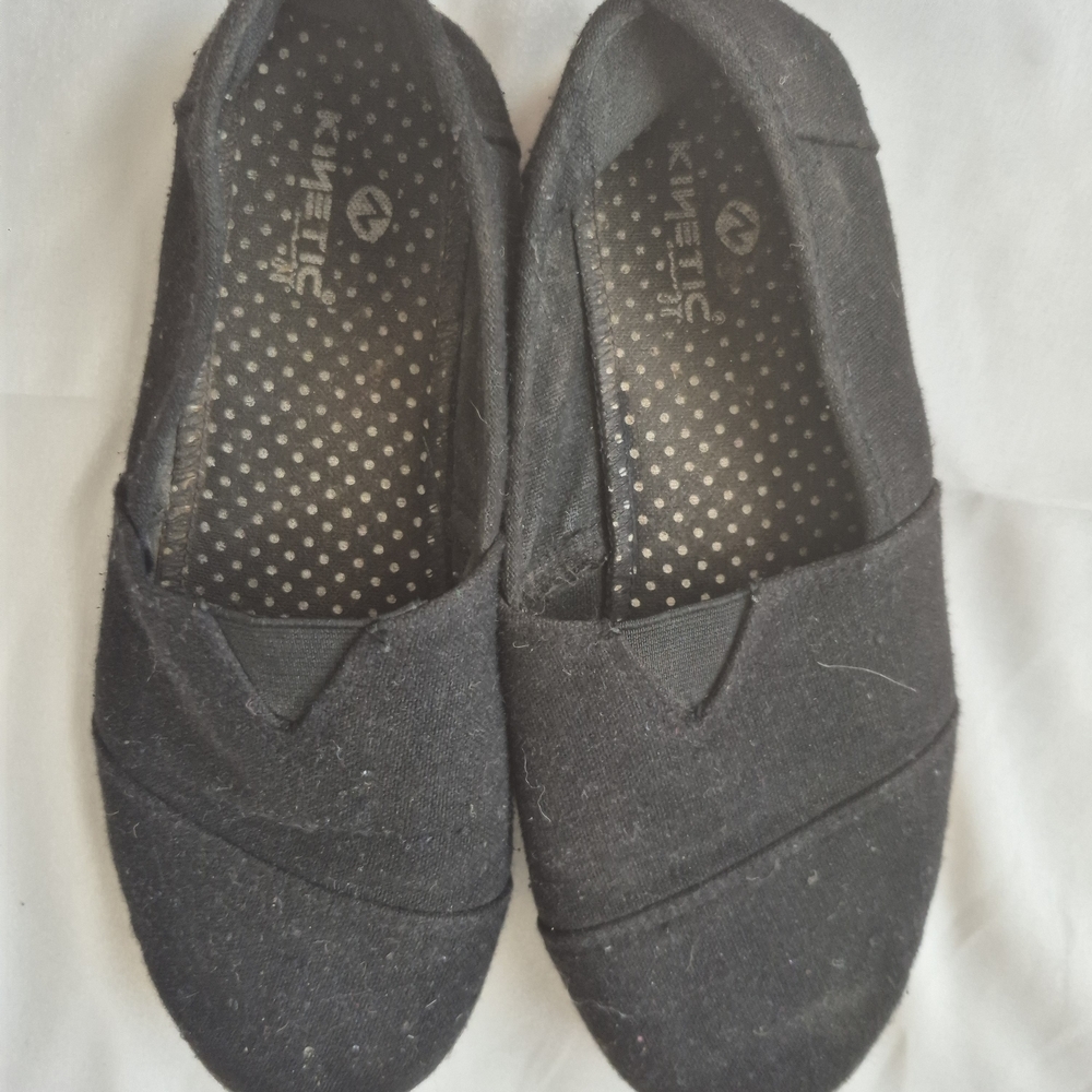 Kids Black Slip-On Ballet Flats by Kinetic